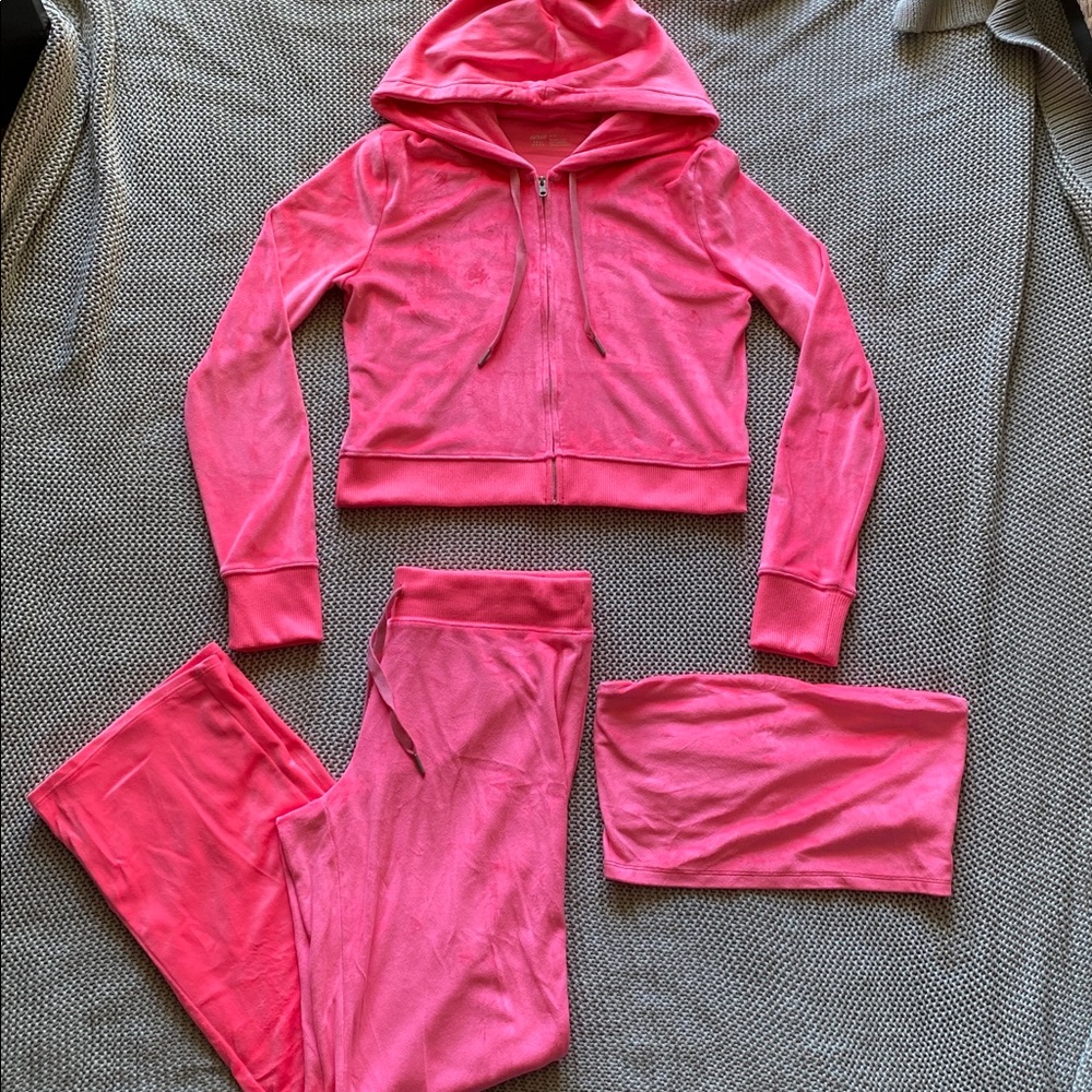 Aerie Bright Pink Tracksuit and Matching Bandeau Top